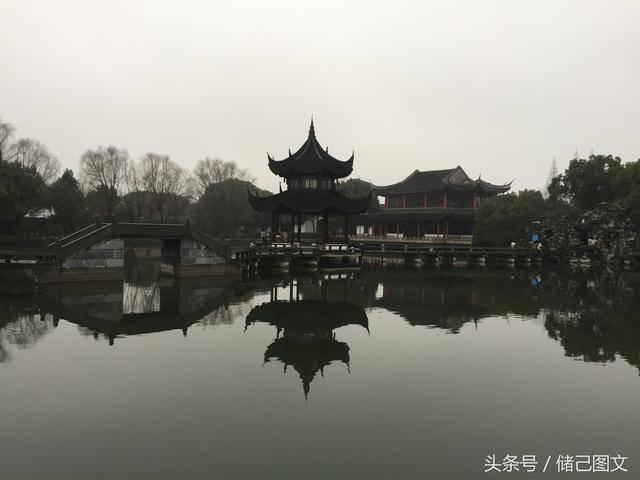 将大通湖区打造成“洞庭虾蟹水草之都”